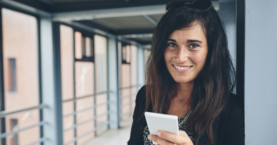 Overcome Your Fear and Grow Your Confidence When Sending Video Email