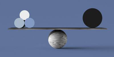 To Lock or Not to Lock Customers (into CRM Journeys)