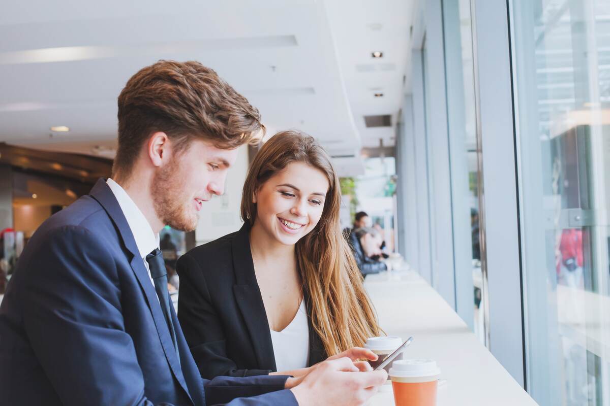 Millennials vs Generation Z on Social Media