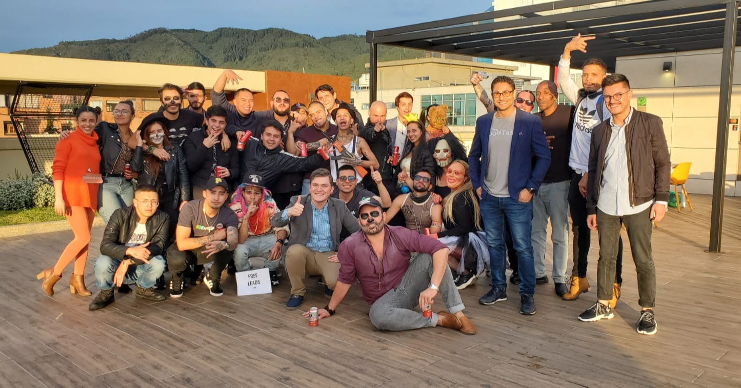 How an Outsourced Sales Team Can Smash Your B2B Lead Generation Results