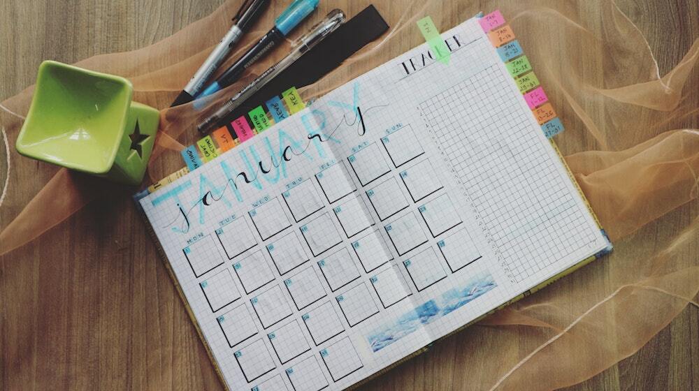 8 steps to create a blog editorial calendar