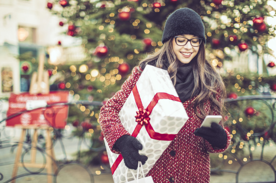 10 holiday emails to spark last-minute inspiration