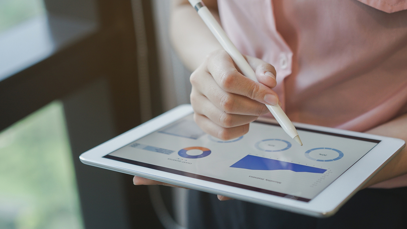 How Custom Dashboards Can Improve Your KPIs and ROI