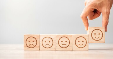 Using Social Proof In Your Sales Pitch Value Proposition