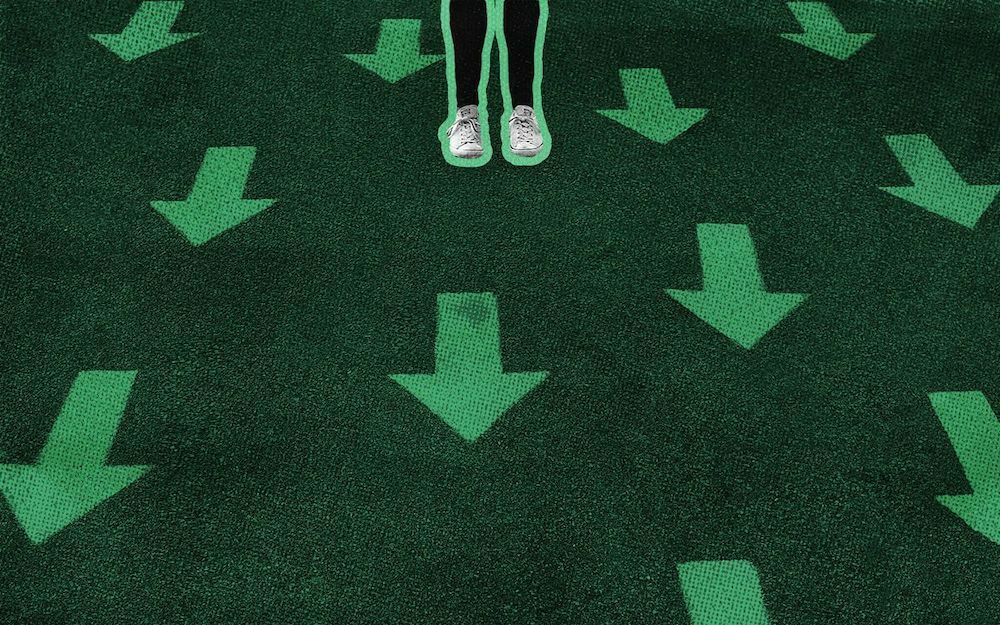 How to Set Sales Goals Your Team Can Actually Reach (+ 14 Sales Goal Examples to Swipe)