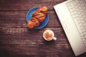 What are Super Cognitive Foods? And Other Reads To Help You Work Better (Work Management Roundup)