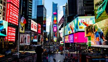 Ugly ads don't mean bad ads: Try these expert tips for high-intent ads