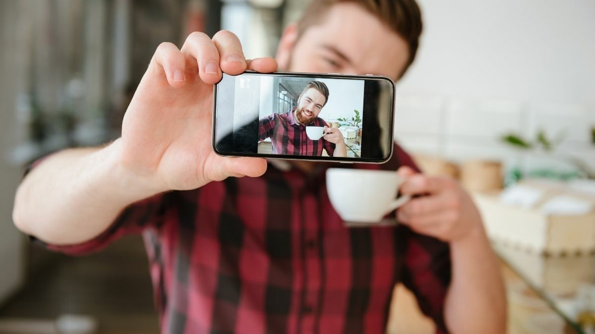 Global Asset Management Firm Empowers Team with Video Sales Training