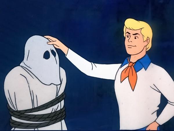 Why do advertisers use fake mobile game ads?