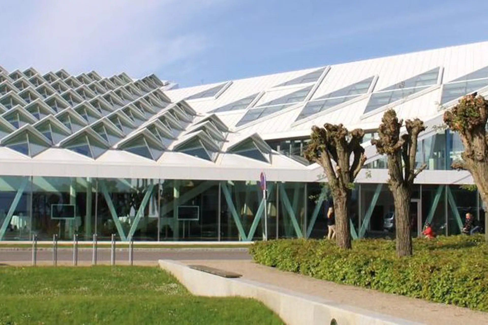 Meltwater Customer Stories: Middelfart Sparekasse