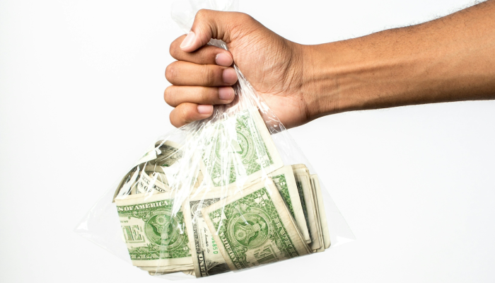 Advice: "I got laid off and am running out of savings. Should I take a job at a company with bad reviews?"