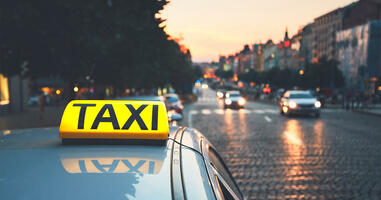 How Taxi Via Text Can Make Taxi Services More Convenient Than Uber or Lyft