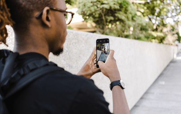 30 Influencer Marketing Statistics You Should Know for 2022