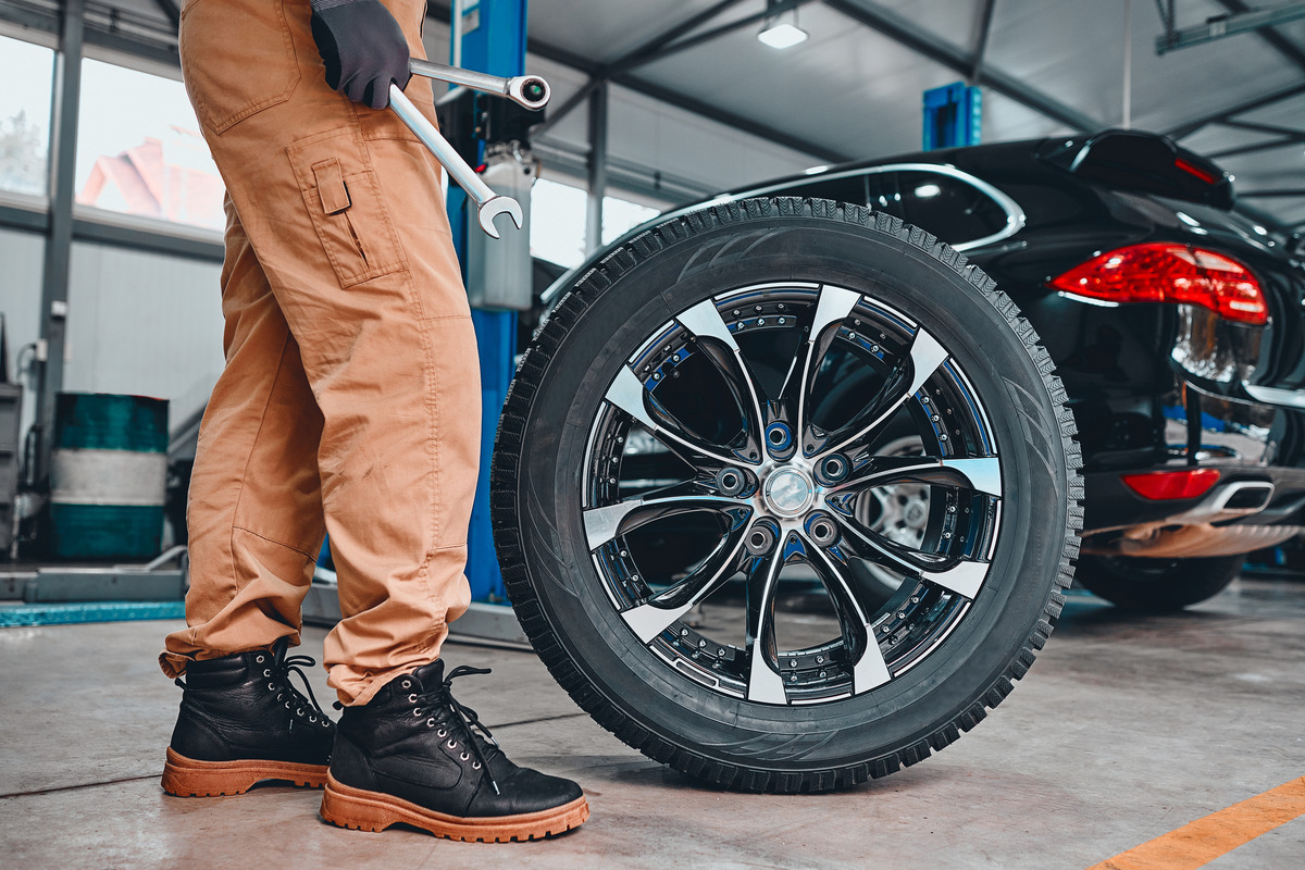 13 Best Tire Marketing Strategies in 2025