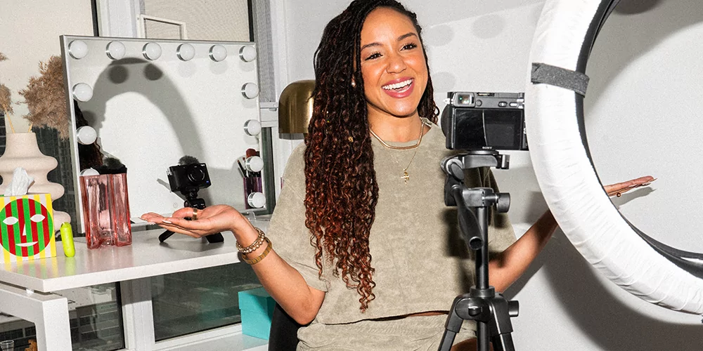 How To Set Up A DIY Home Video Recording Studio For Cheap