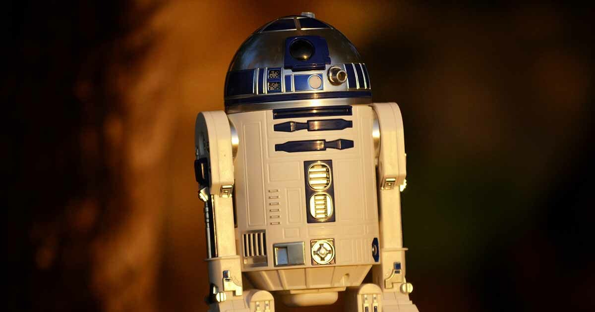 AI That Goes Beyond Hype: Voice Bots and Digital Assistants