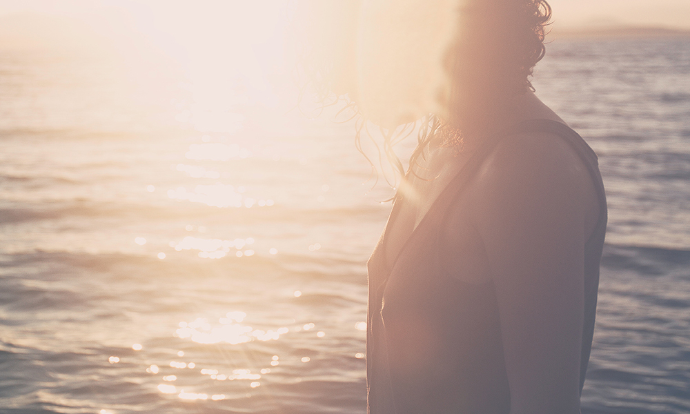 Model Ashley Graham weighs in on the body acceptance movement