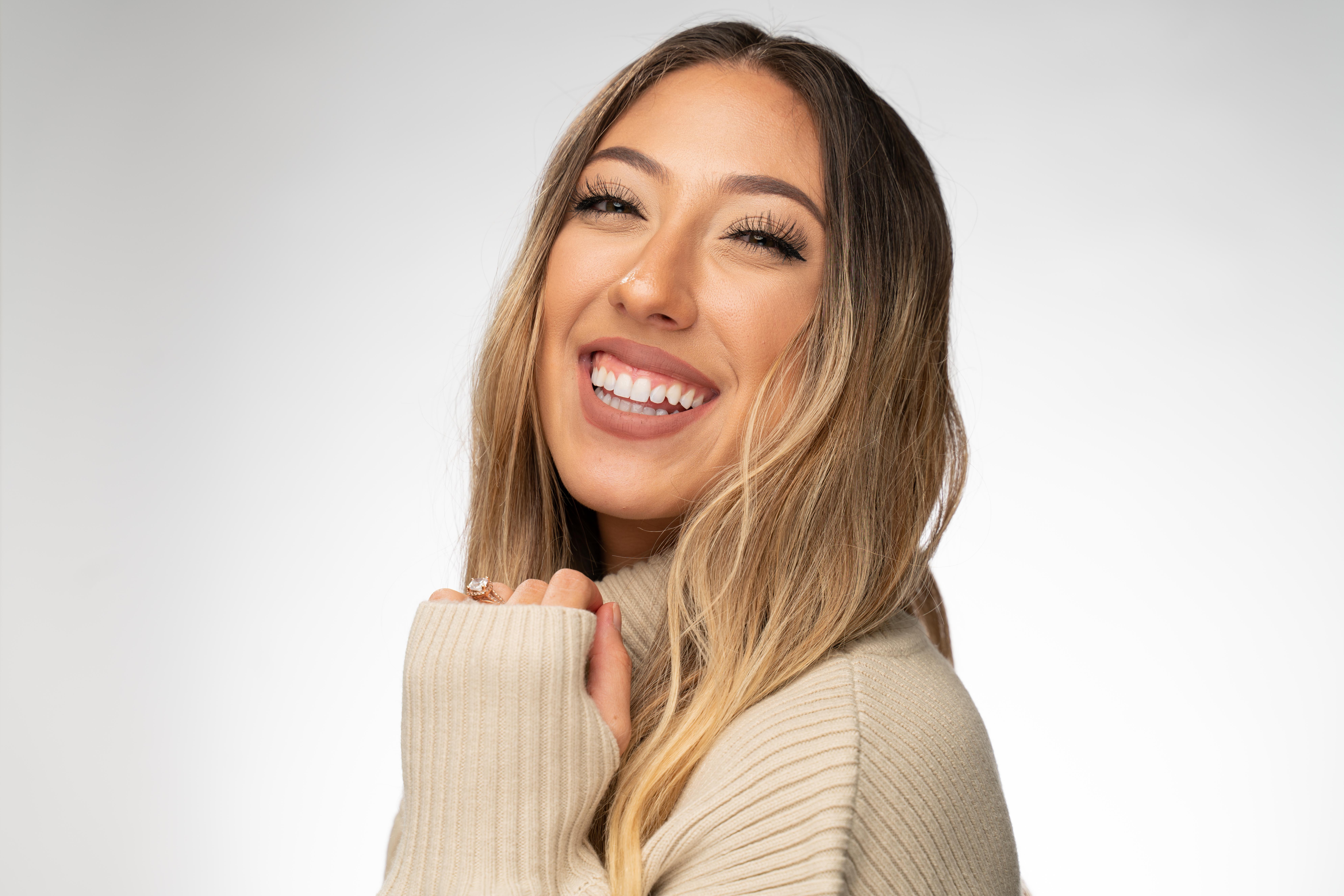 How Millie Adrian Made $400K by Teaching Aspiring Social Media Influencers