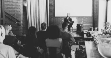 The Ultimate Guide to Sales Kickoffs: 2023 Themes, Agendas, and Templates