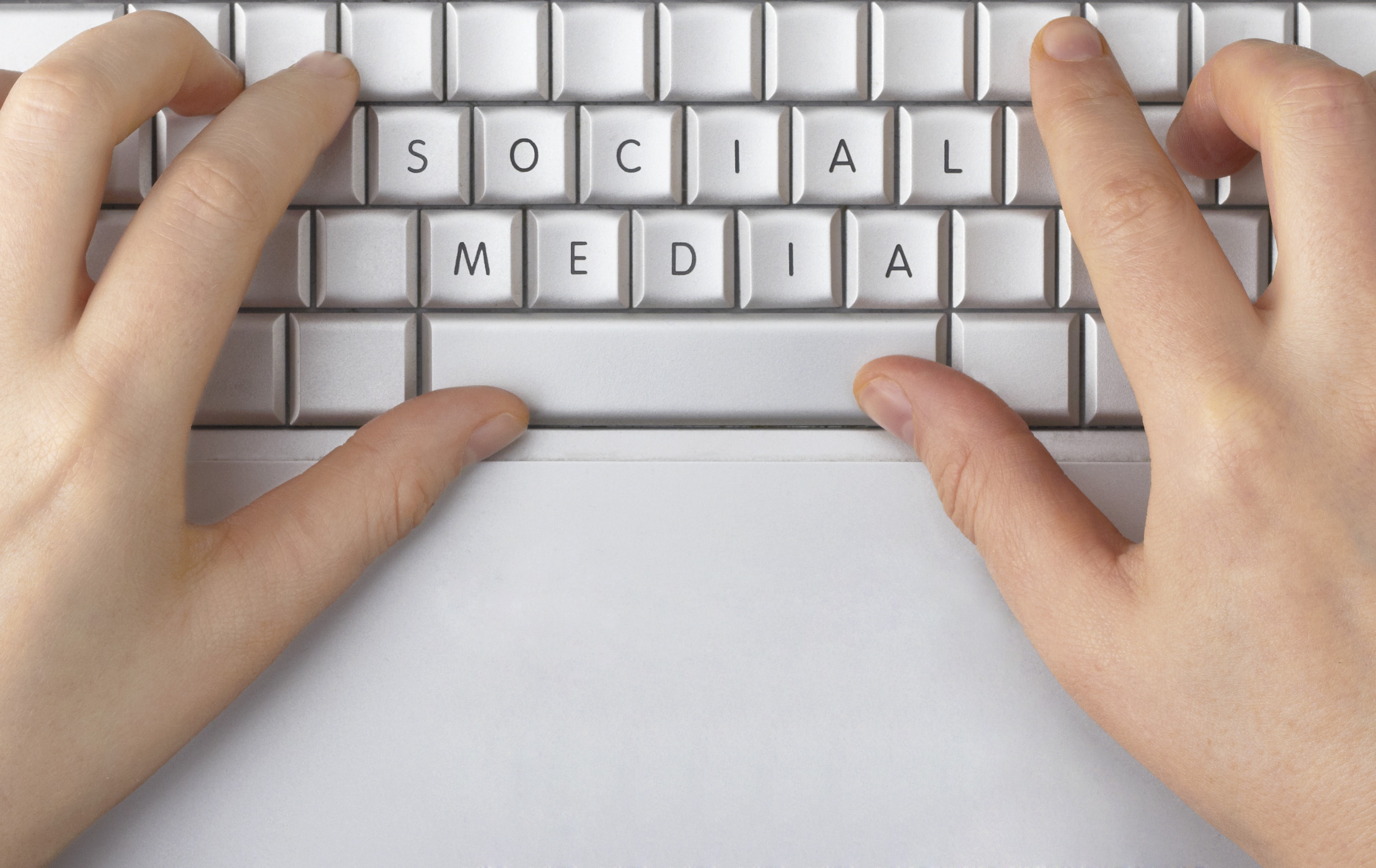 How to Select a B2B Social Media Management Tool