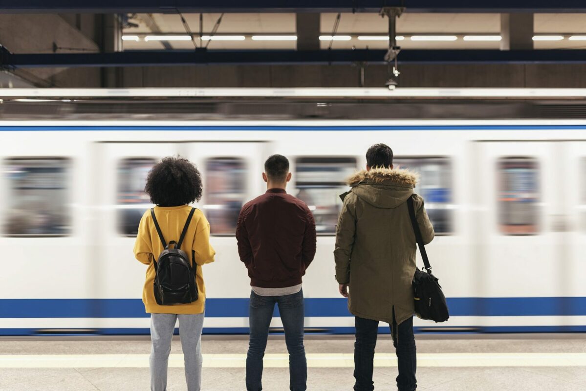 Mind the Gap: Increase communication between engineering and customer-facing teams
