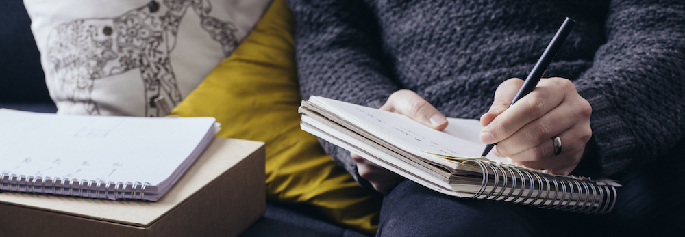 2 Writing Tips to Make Your Blog Stand Out