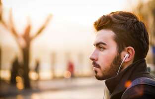 20 Best Social Media Monitoring Tools for Small and Medium Businesses