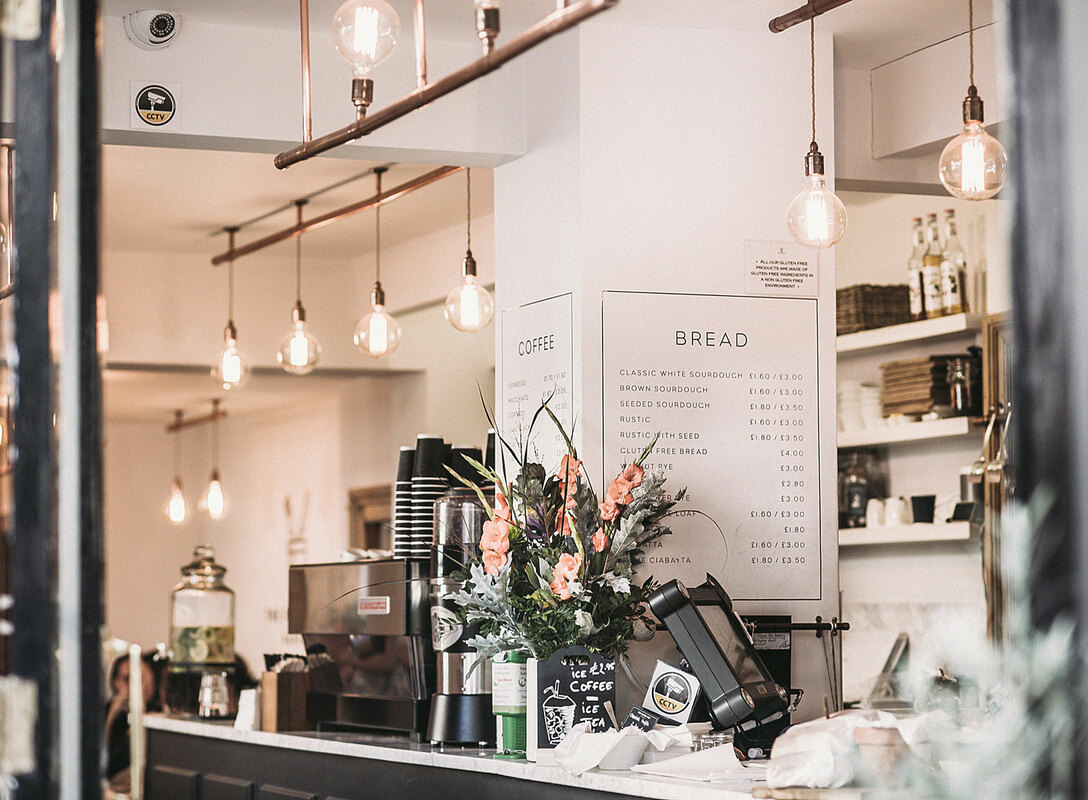 Simple and sophisticated: the "mullet" imperative of seamless CX