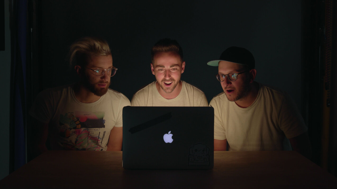 The Color of Your Video Player is Affecting Your Play Rate