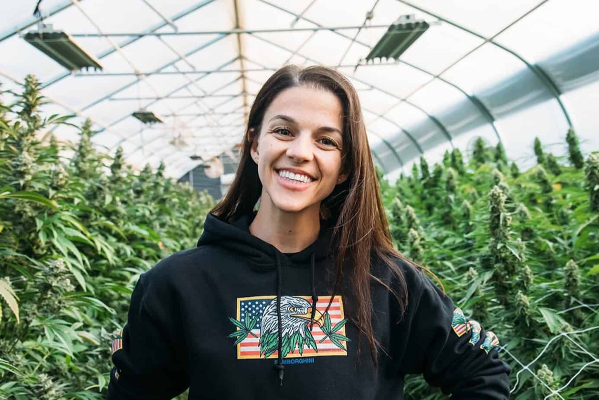 8 Top Cannabis Influencers CBD Brands Must Check Out