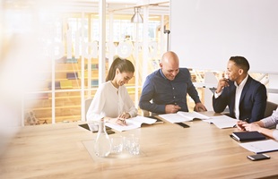 Fund managers: Maintain investors' trust with this stakeholder management strategy