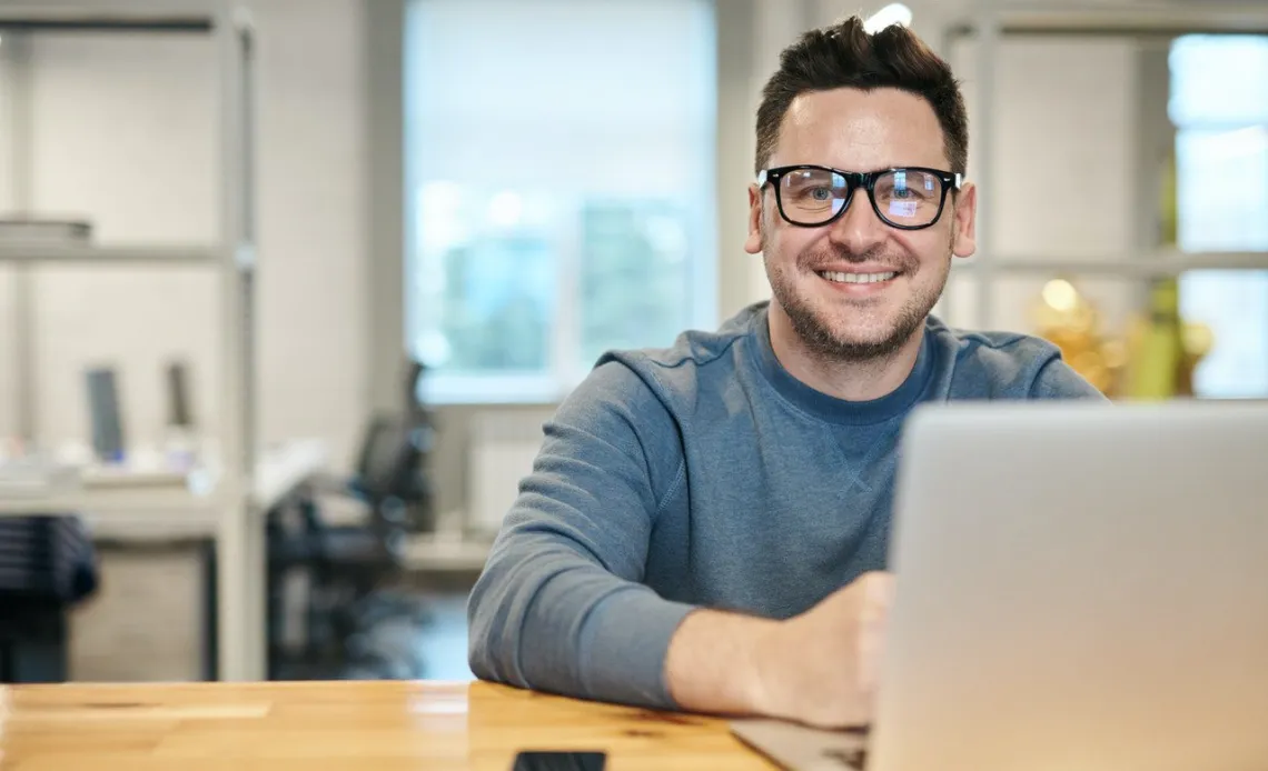 Develop Geolocation Tracking Tools With Python And REST