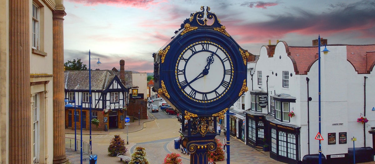 Dudley Metropolitan Borough Council forges a prosperous future with Adobe Acrobat Sign