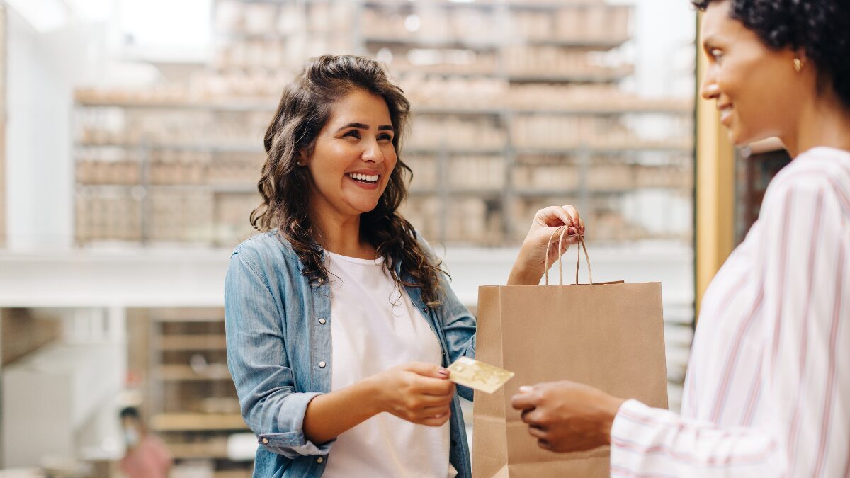 What strategies can retailers employ to foster sustainable growth in 2024?