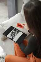 Maximize Your E-commerce Success with These BFCM Email Tips for 2024