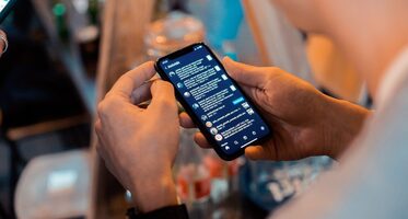 SMS/Text Message Marketing Tips From the Pros