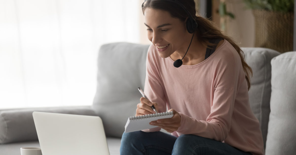 How Sales Leaders Pivot to Close More Business in a Tough Market