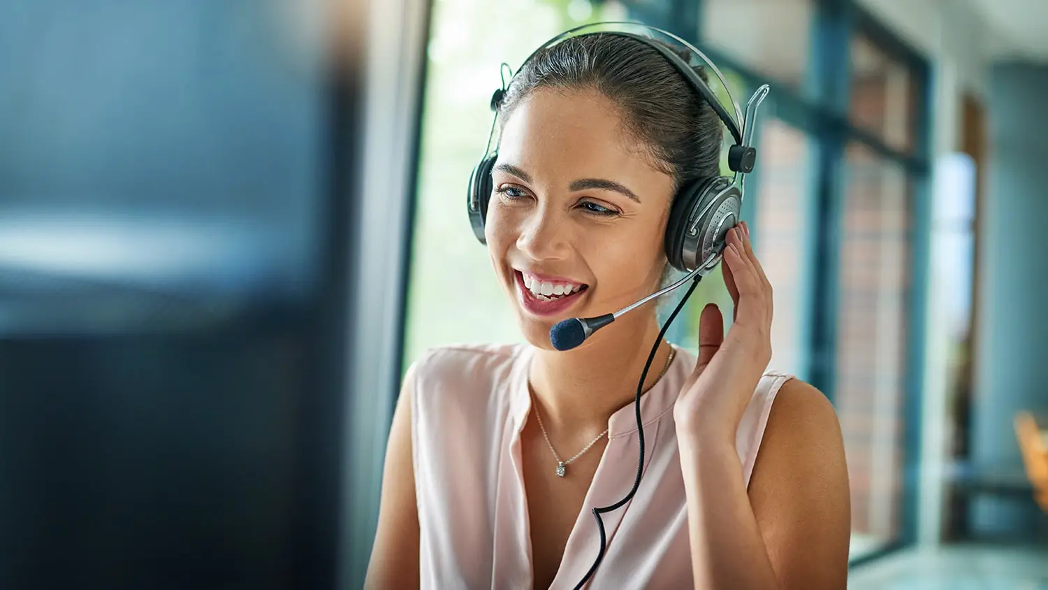 Let Agents Focus on Customers (Not Notes) While on Calls