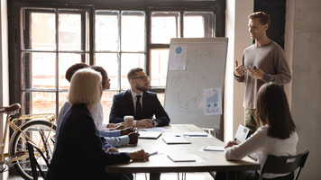 40 game-changing sales tips on hitting your targets faster