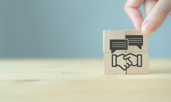 Closing Deals: The Fundamentals of Sales Negotiation