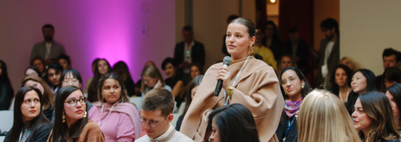 How Leading Brands Are Scaling Creator Advocacy: Insights From IMPACT  I Traackr