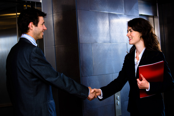 11 elevator pitch examples for entrepreneurs
