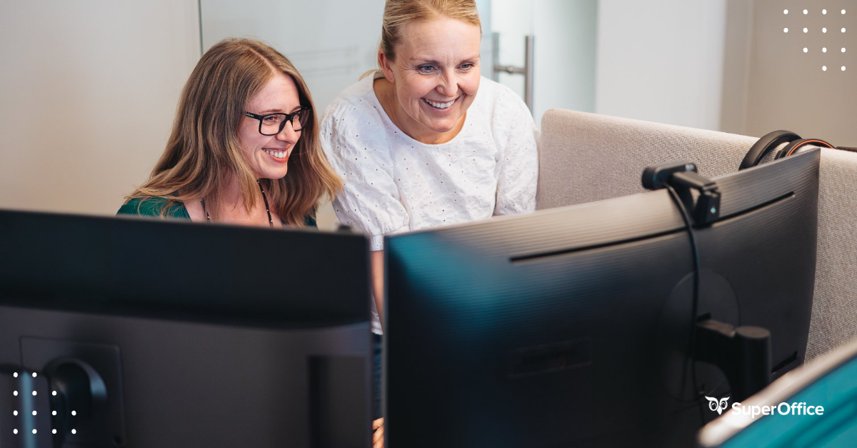 How a CRM Helps Your Sales Team Work Better Together