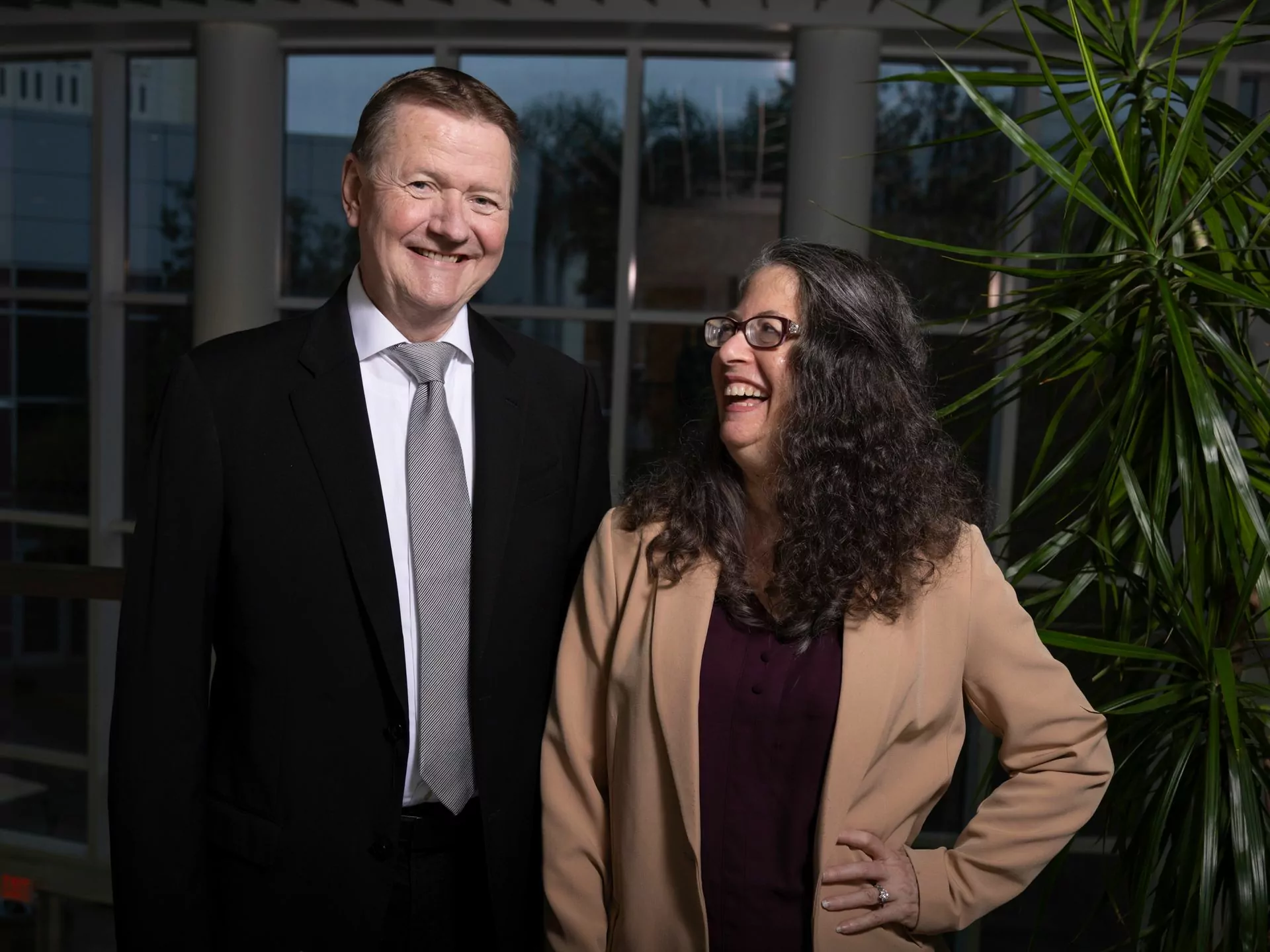 How This Psychologist Taught 5,000 Mental Health Professionals to "Heal the World"