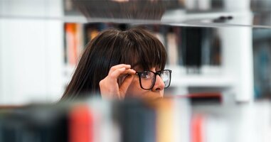 🥇 3 Best Free Email Finders: Low Bounces, Quick Search & Integrations