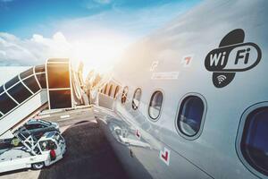 Forecasting airline routes: The recognition of Clusters and modifications