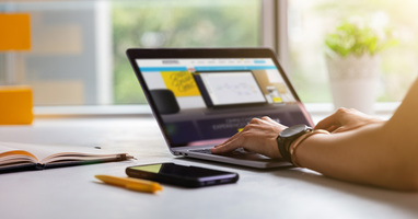 How Digital Transformation is Improving Customer Experience - Bloomreach - Customer Data Platform