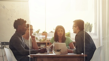 4 Must-Make Small Business Goals for the New Year