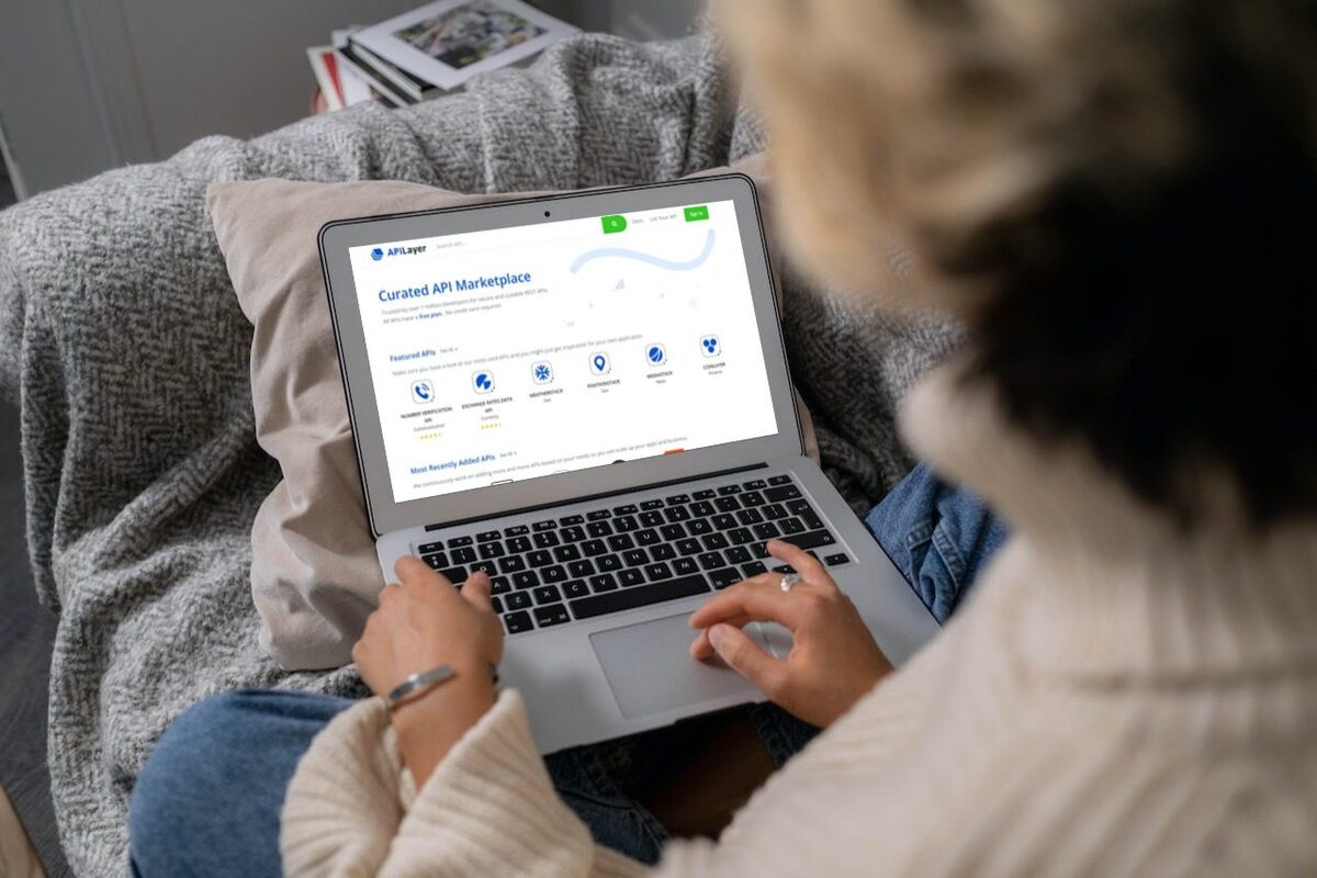 The Best Free APIs to Use in 2024 for Your Business