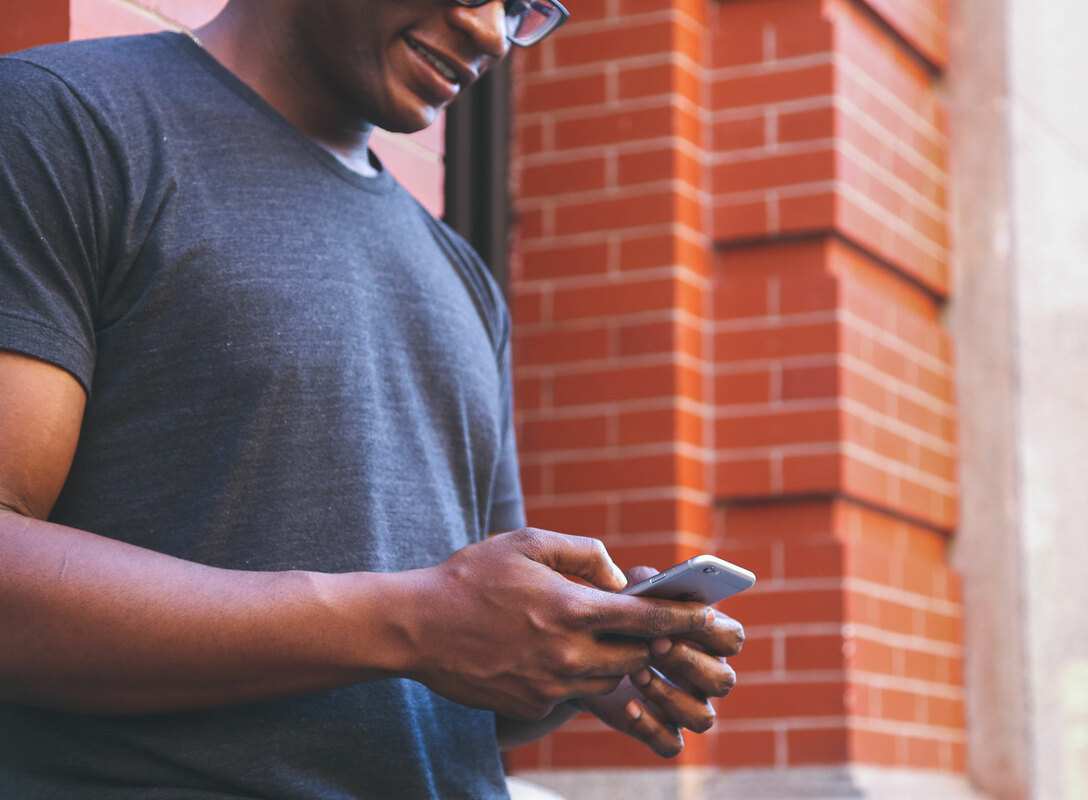 Unlocking the potential for new customer experiences with 5G